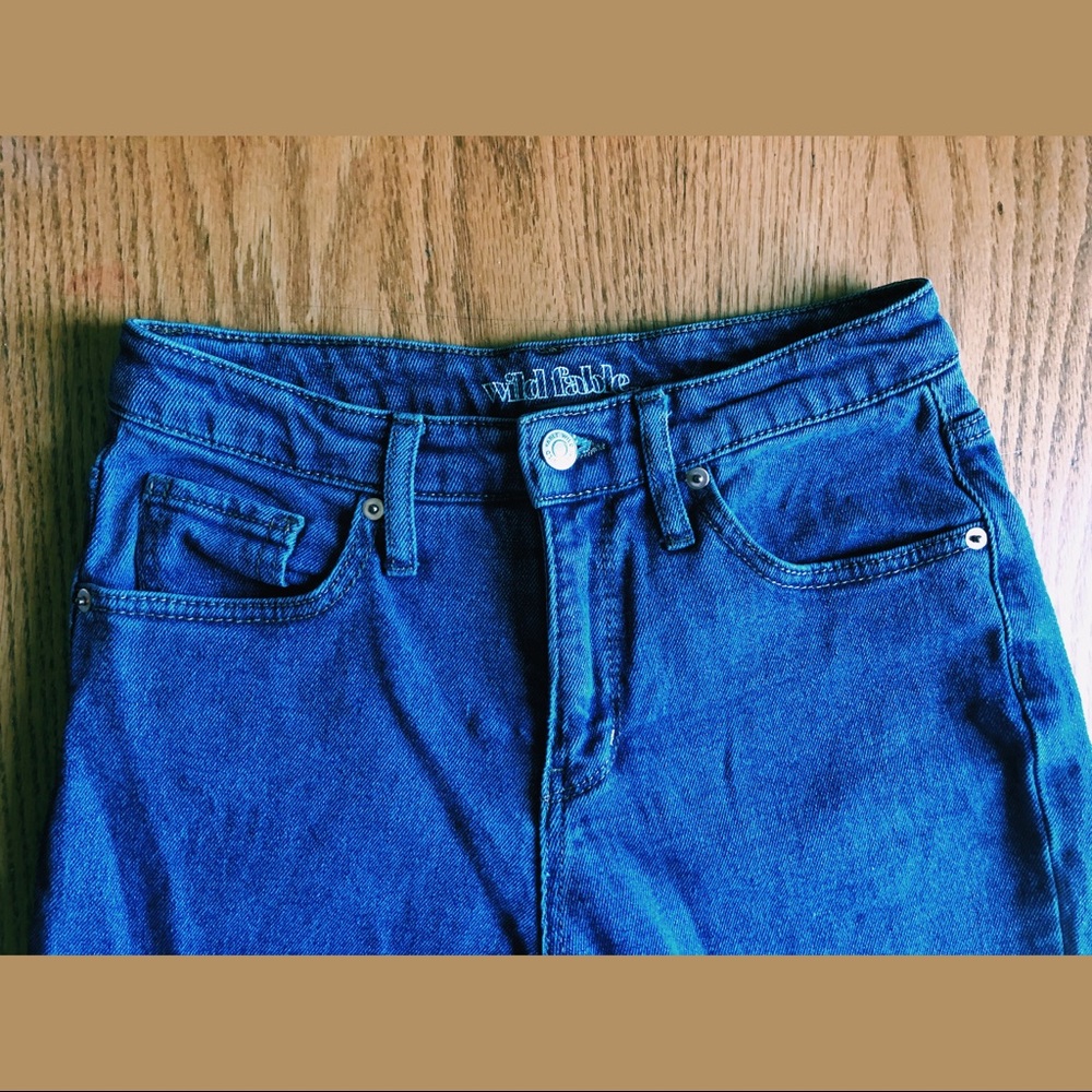 NWOT Wild Fable Straight Leg Jeans Size 4